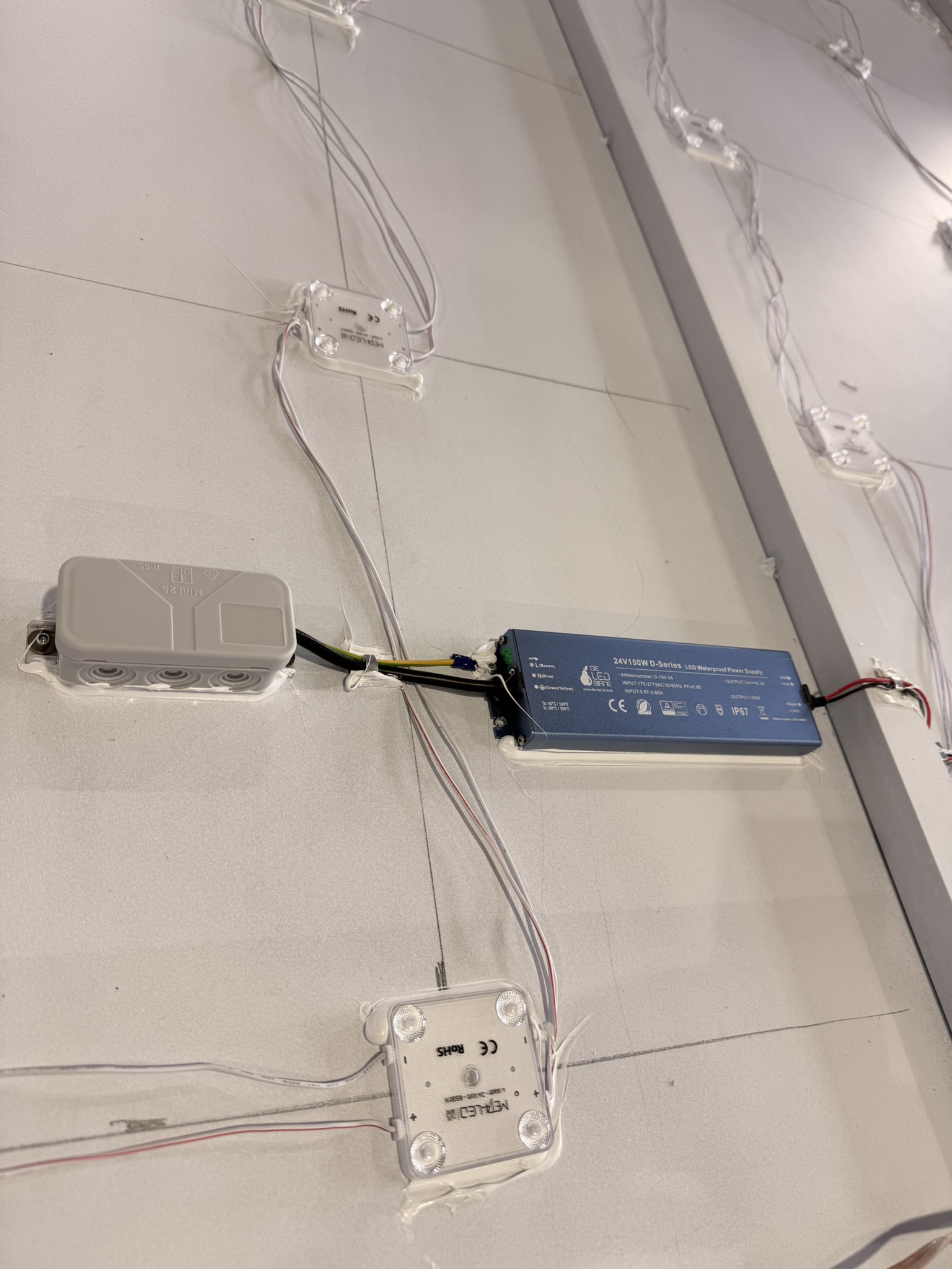 LED Netzteil Kompakt D-150-24, 150 Watt
