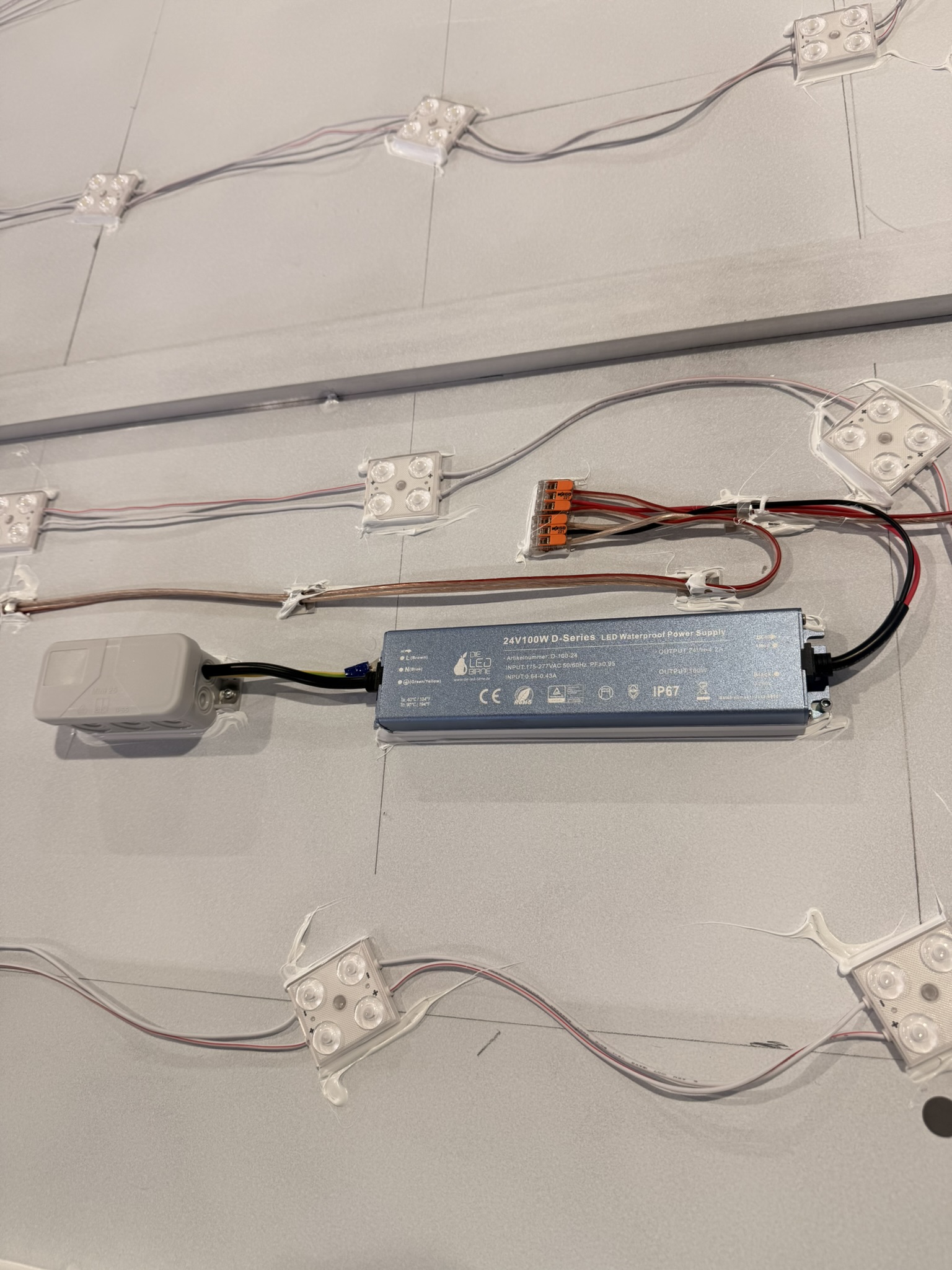 LED Netzteil Kompakt D-100-24, 100 Watt